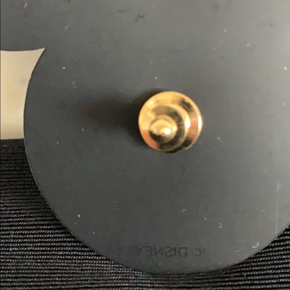 Walt Disney Classics Collection 1997 Event Pin - Picture 4 of 13